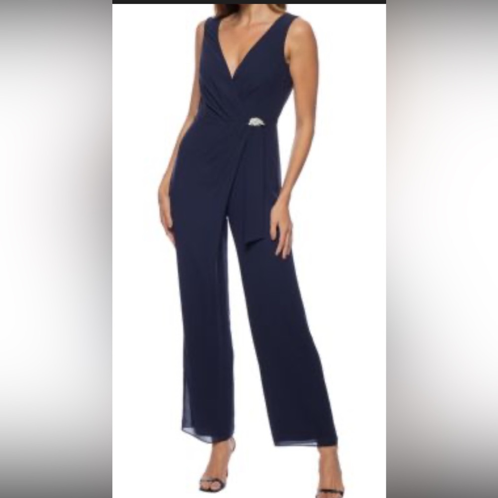 Elegant Navy Blue Sleeveless jumpsuit